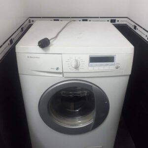Máy giặt cũ Electrolux 8kg mới 95%