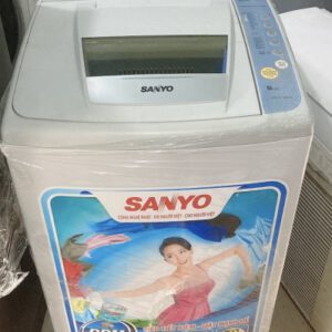 Máy giặt cũ Sanyo 6,8 kg lòng inox không rỉ mới 90%