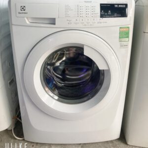 Máy giặt cửa trước 7kg Electrolux EWF80743  mới 95%