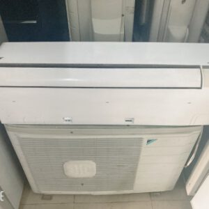 Máy lạnh Daikin 1,25 HP inverter tiết kiệm điện mới 90%