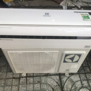 Máy lạnh Electrolux 1HP ESM09CRM-A1 mới 95%