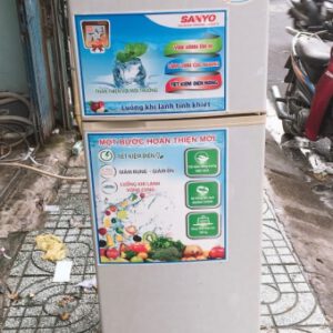 Tủ lạnh cũ Sanyo 140 lít có  đóng tuyết