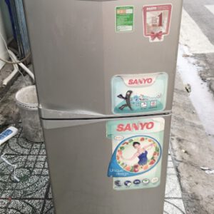 Tủ lạnh cũ sanyo 143 lít không đóng tuyết
