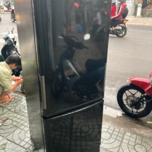 Tủ lạnh cũ  Sharp SJ-BW30DV 290 lít không đóng tuyết mới 95%